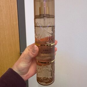 Bath & Body Works Viva Vanilla Mist - Gold and Brown